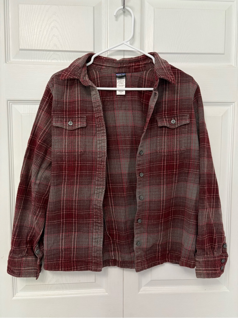 Patagonia Women’s Fjord Flannel Shirt Size 6